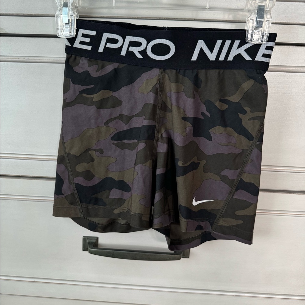 NIKE 3 inch training short.